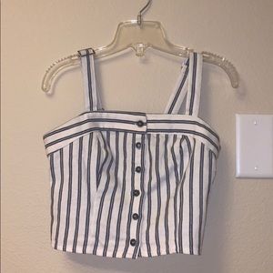 Super cute summer crop tank!